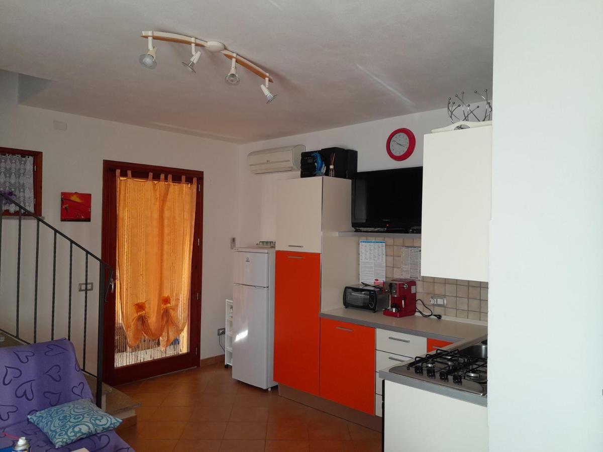 Villa Su Due Livelli Super Accessoriata Сант'Анна-Аррезі Екстер'єр фото