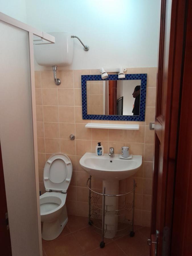 Villa Su Due Livelli Super Accessoriata Сант'Анна-Аррезі Екстер'єр фото